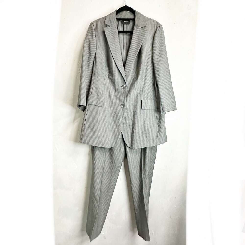 AKRIS Womens Suit Wool Silk Gray Blazer Pants 14 Career Comfort 2 Button Pull On
